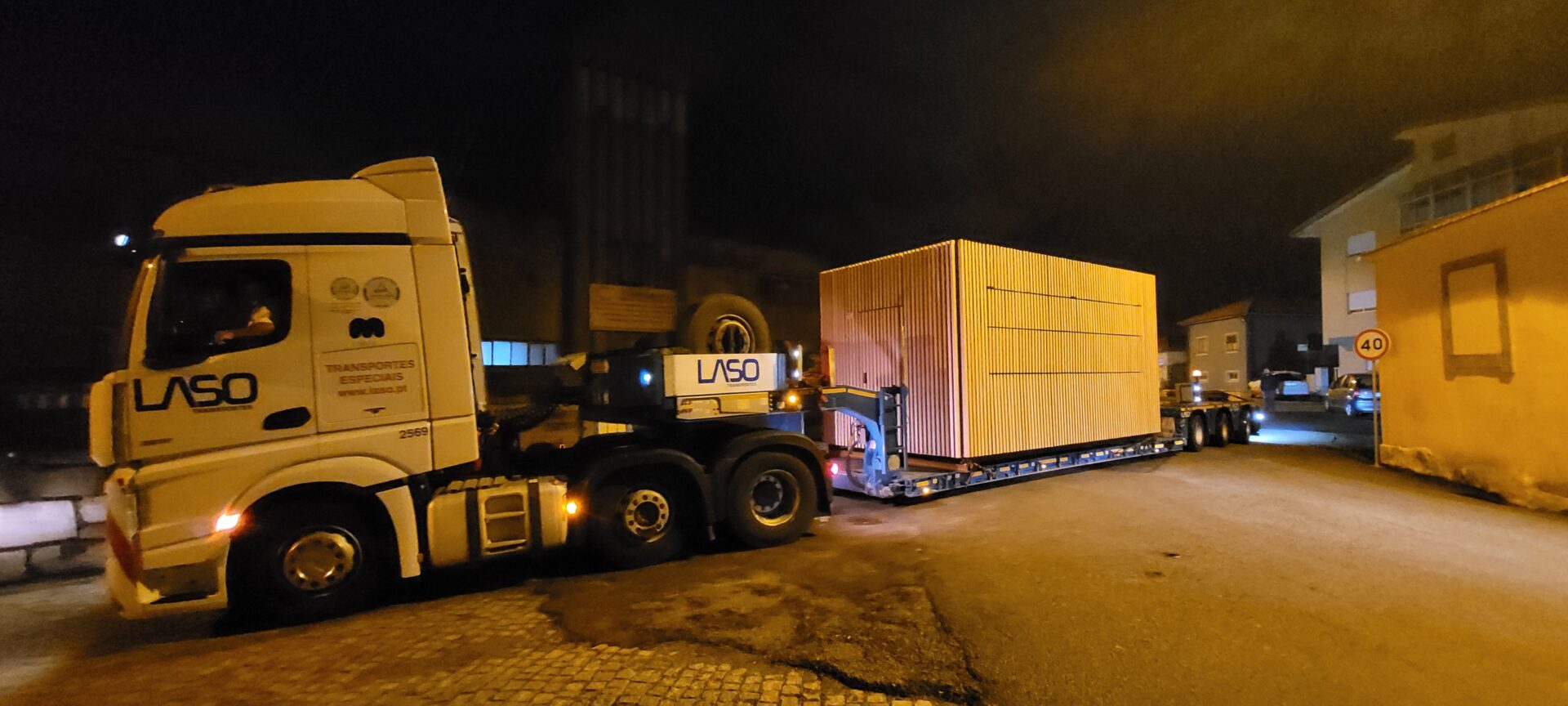 Projeto AJL Creating Value - Construção Industrial e Soluções Contorizadas - Steel Building - Le Jade - Saint Denis 2