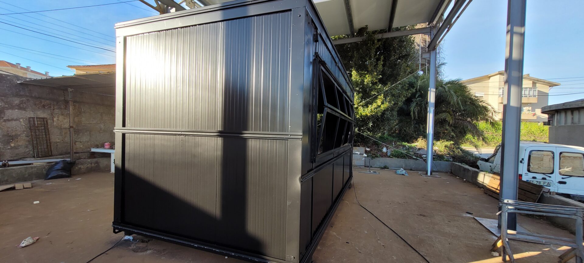 Projeto AJL Creating Value - Construção Industrial e Soluções Contorizadas - Steel Building - Le Jade - Saint Denis 2