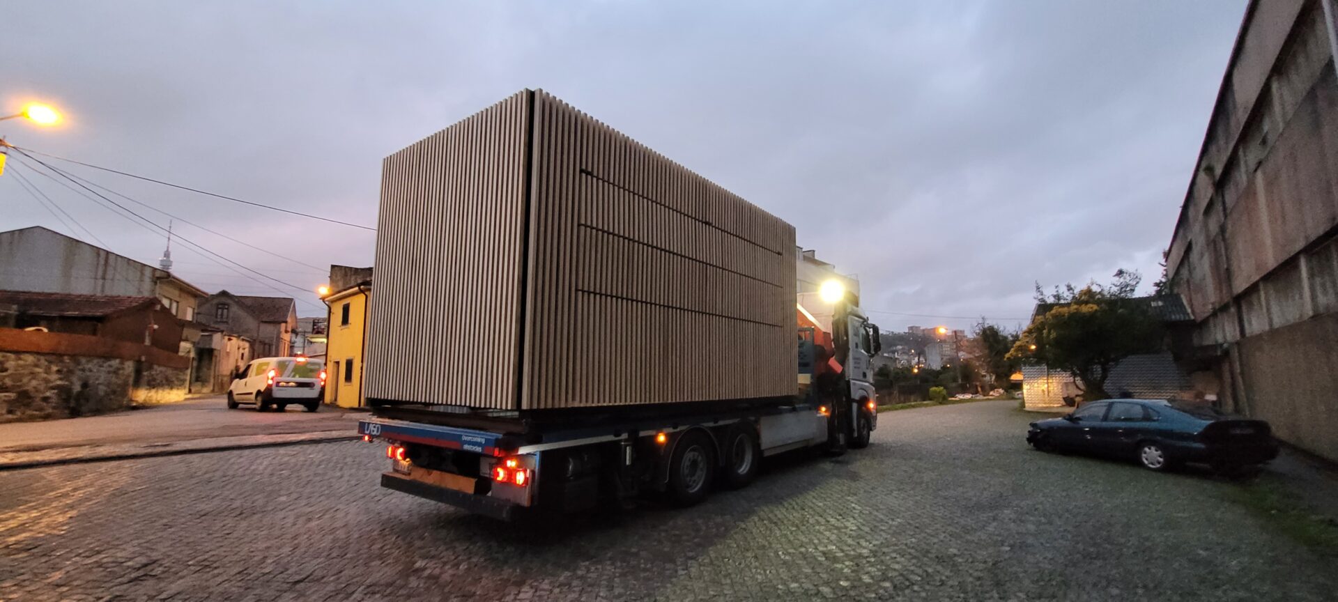 Projeto AJL Creating Value - Construção Industrial e Soluções Contorizadas - Steel Building - Le Jade - Saint Denis 2